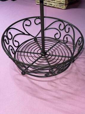 Princess House Two Tiered Meridian Collection Metal Basket Fruit Kitchen